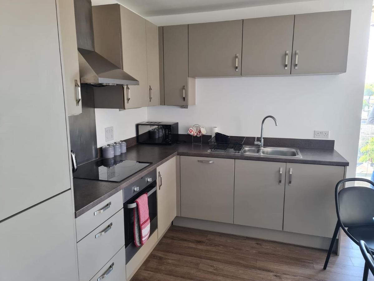 Apartment Beautiful 2-bed Flat *