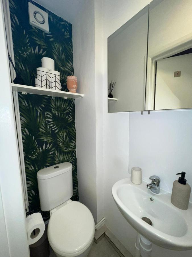 Lively 1 Bed In Buzzing East London! Lejlighed *