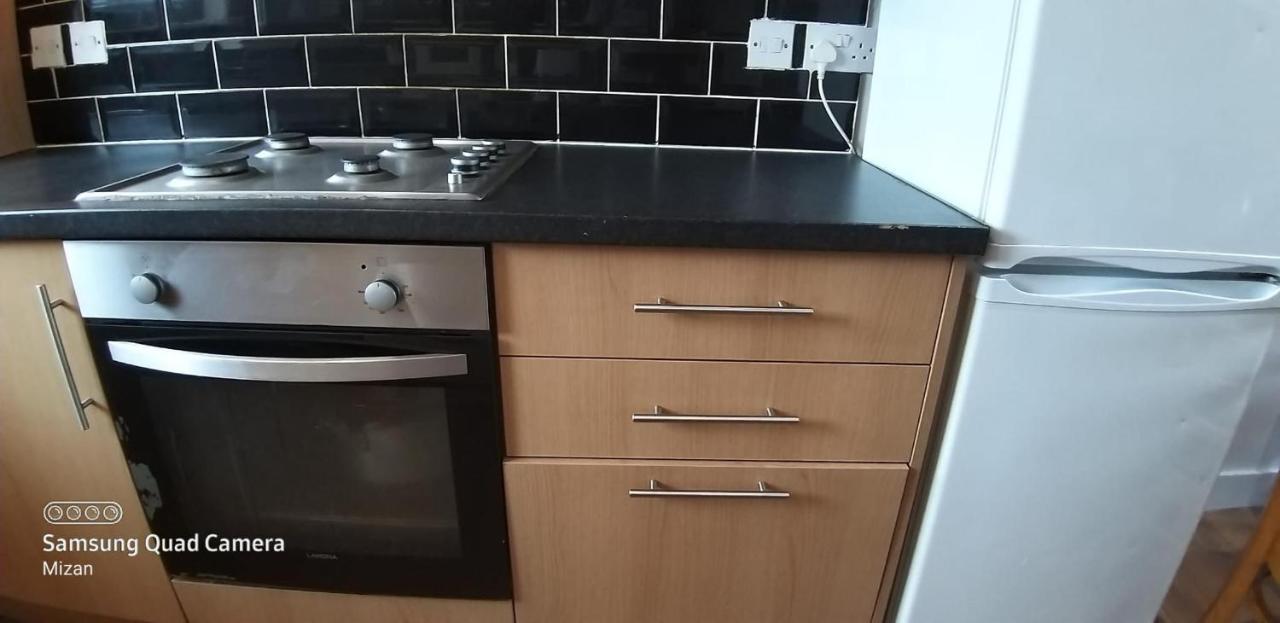 Stunning 1-bed In Lejlighed *