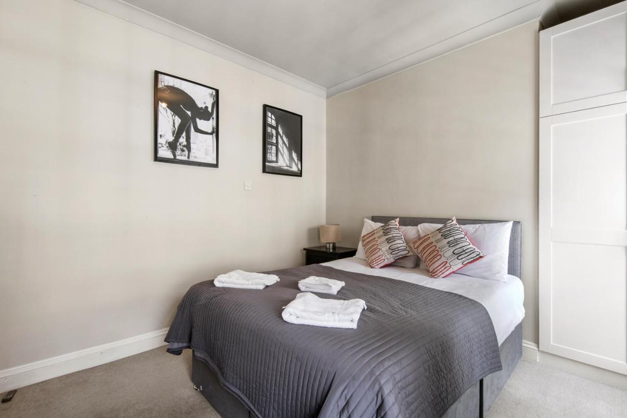 1 Bed Executive Near Liverpool Street Station Free Wifi By Aparts Leilighet