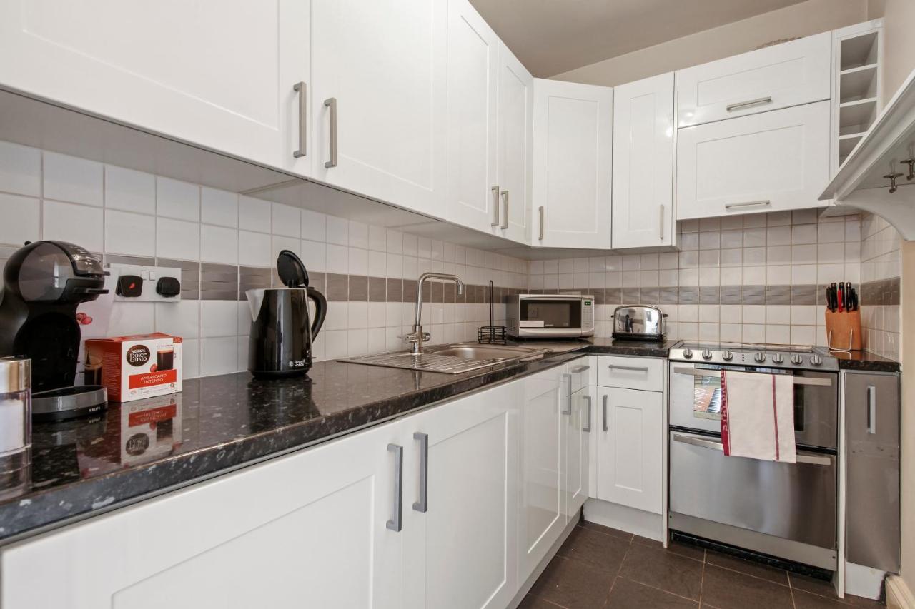 1 Bed Executive Near Liverpool Street Station Free Wifi By Aparts Leilighet *