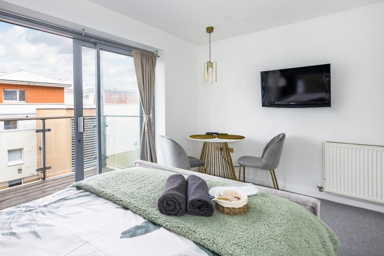 Bow Wharf * London