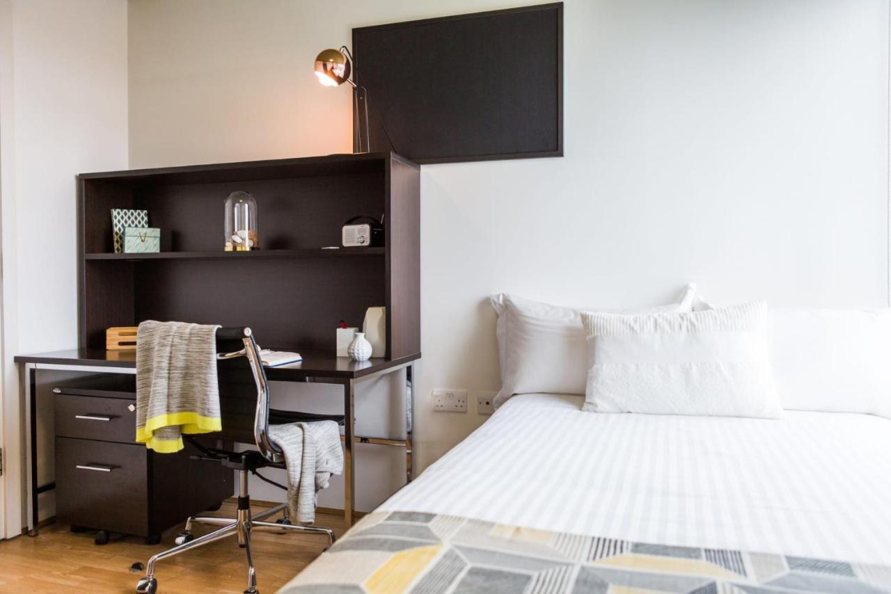 Comfortable And At Chapter Spitalfields In Leilighet London