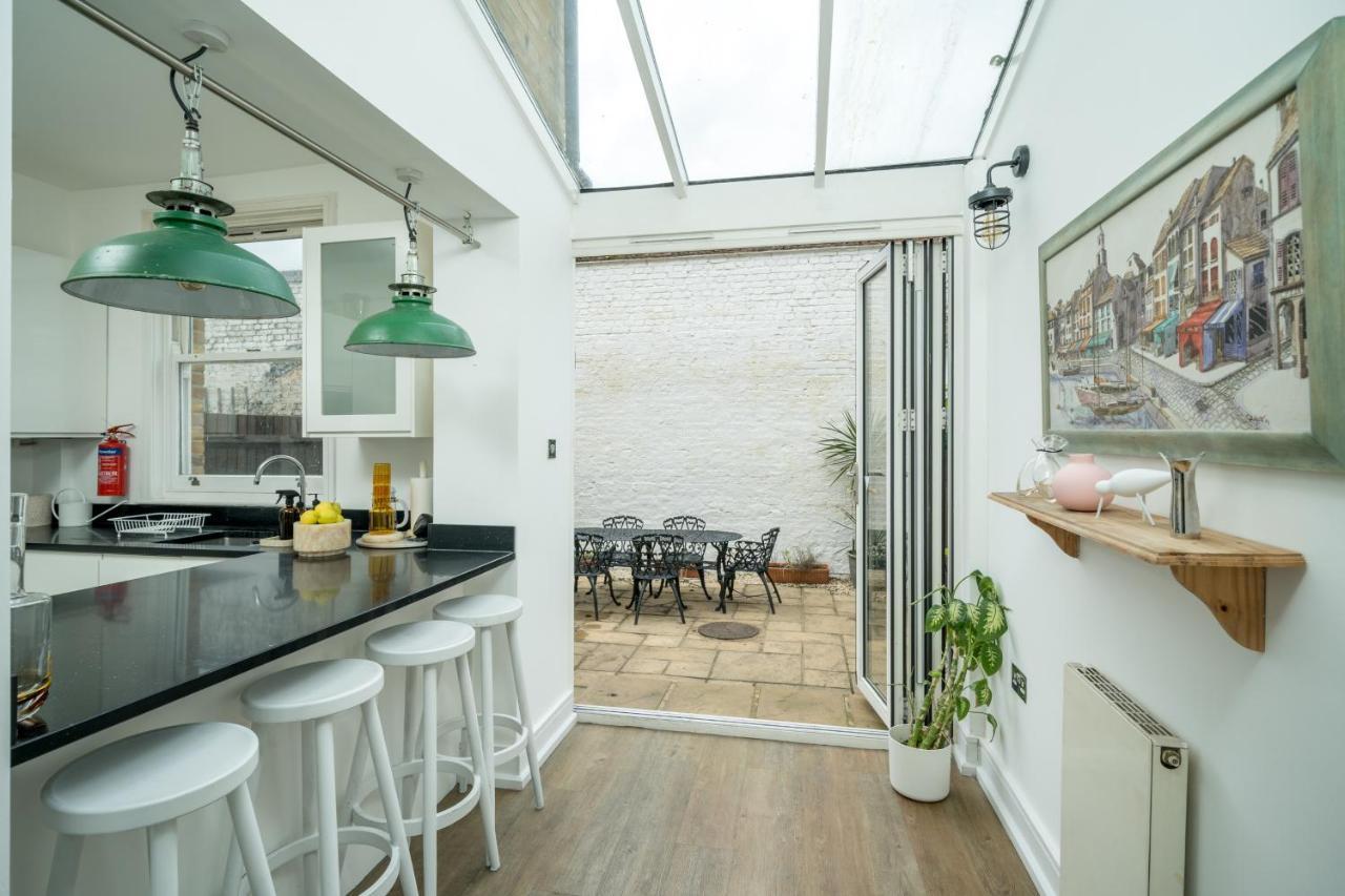 Apartment Altido Stylish 4-bed House W/ Private Paved Garden In Elephant & Castle