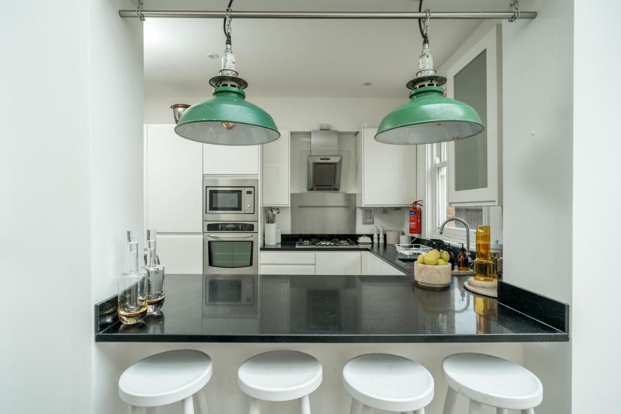 Altido Stylish 4-bed House W/ Private Paved Garden In Elephant & Castle *