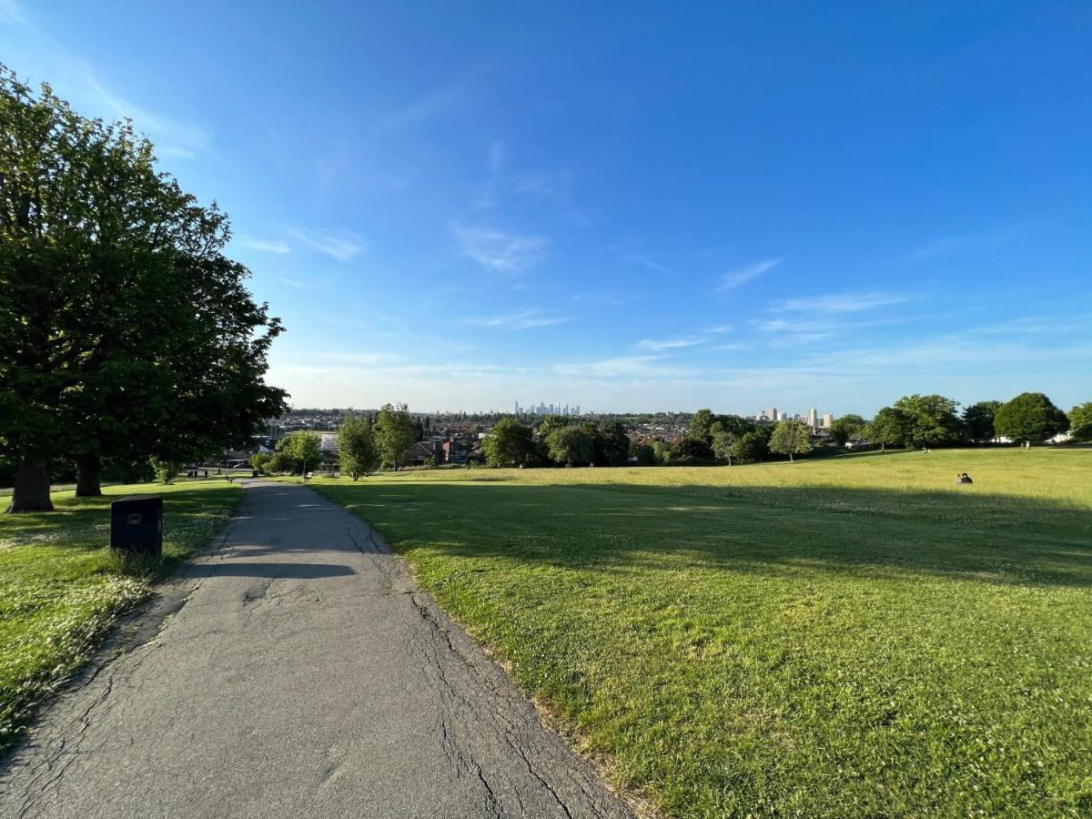 Entire Luxury 4 Bedroom Victorian House With 2 En-suite - Forest Hill, *