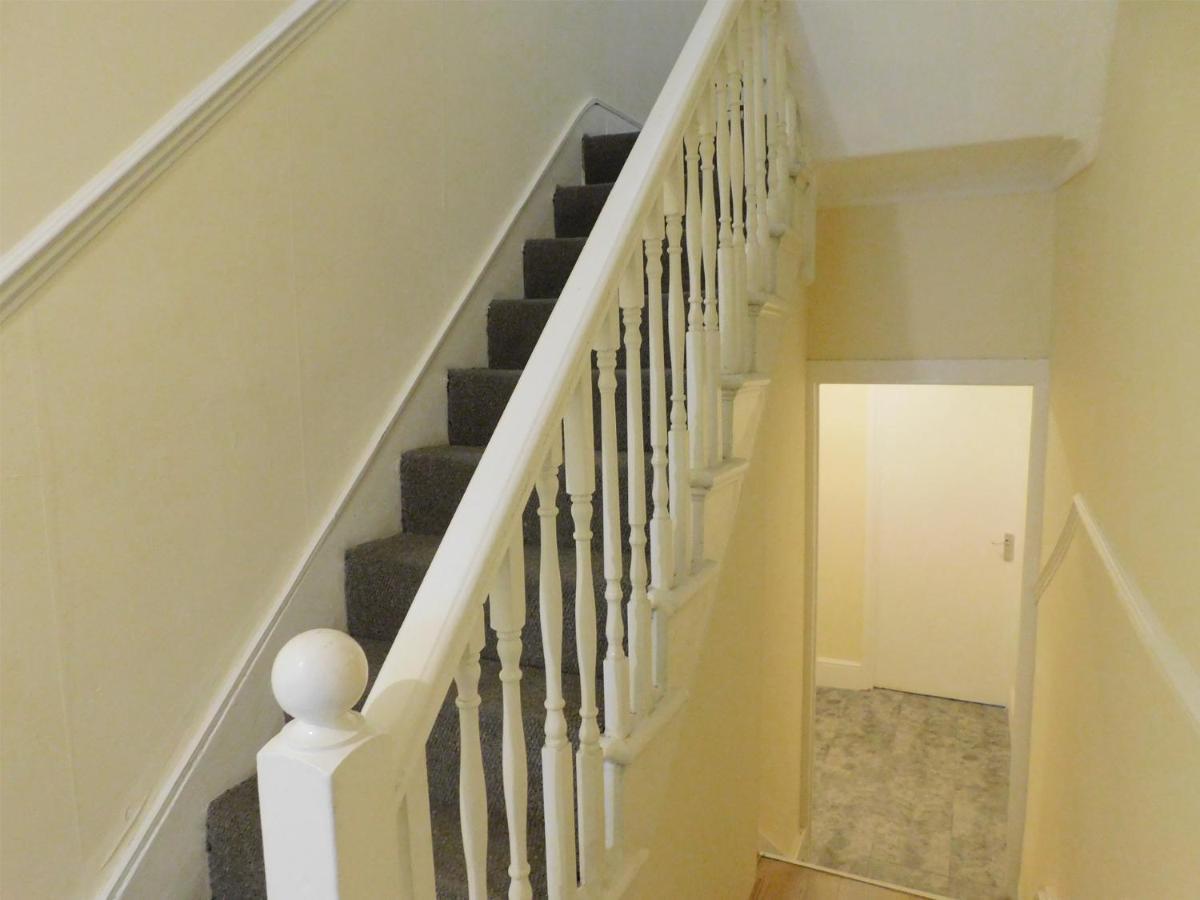 Entire 4 Bedroom Terrace House In Appartement Londres