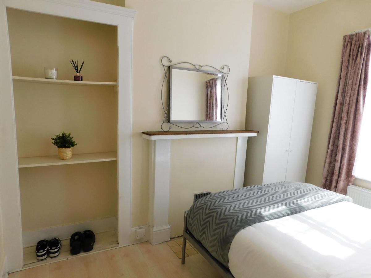 Appartement Entire 4 Bedroom Terrace House In Londres