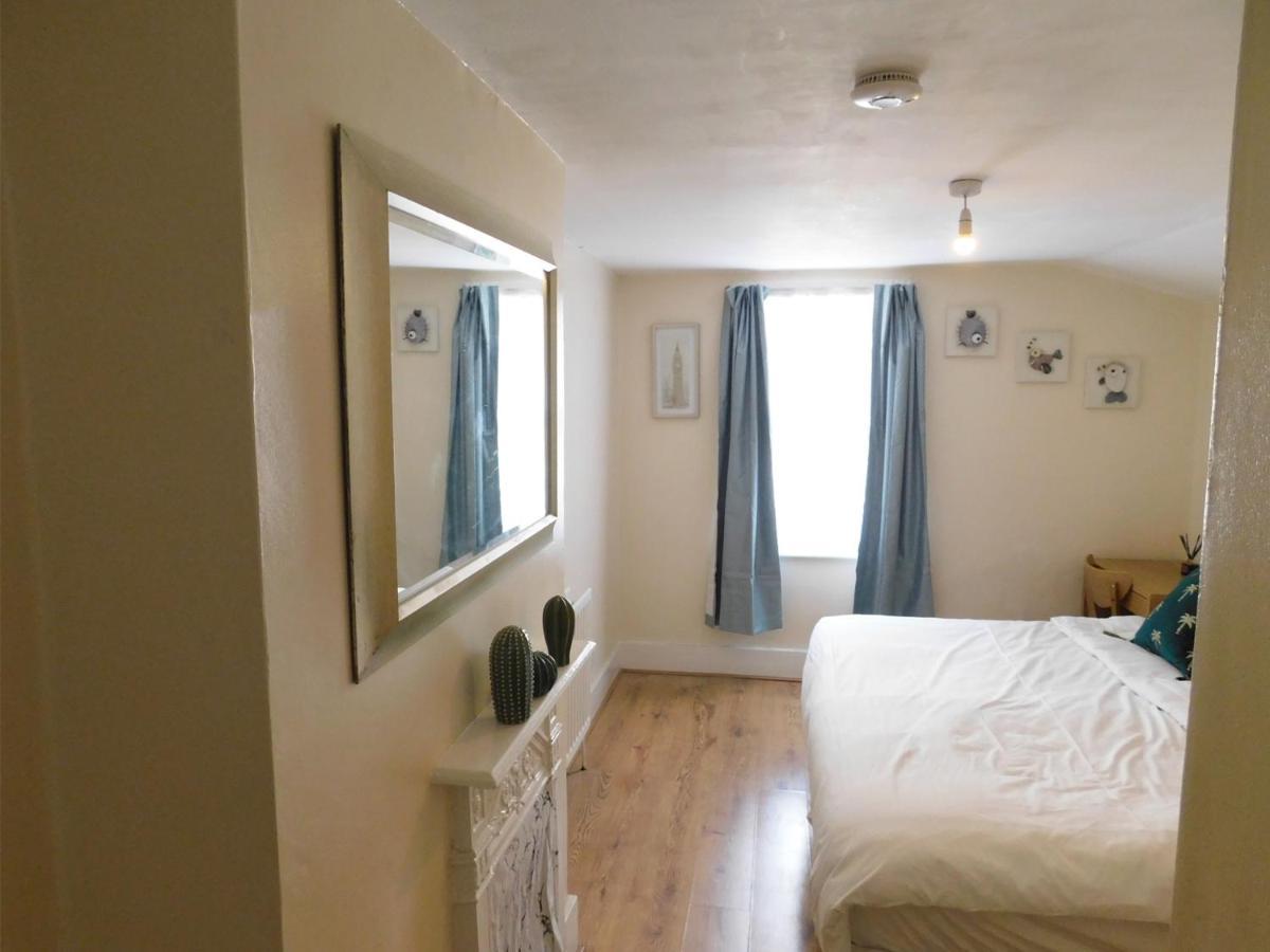 Appartement Entire 4 Bedroom Terrace House In Londres