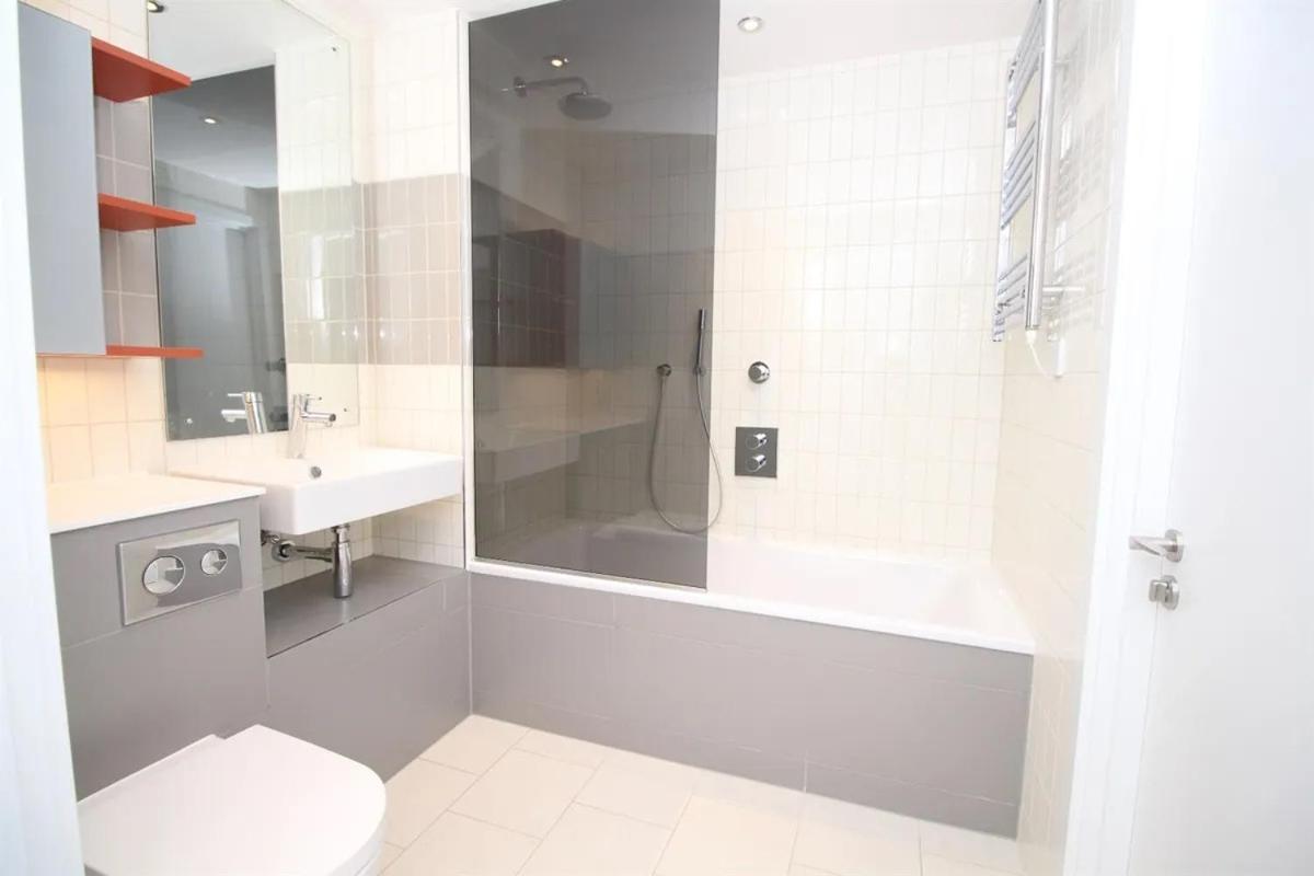 Riverline Heights Near O2 & Excel Free Parking * Londra