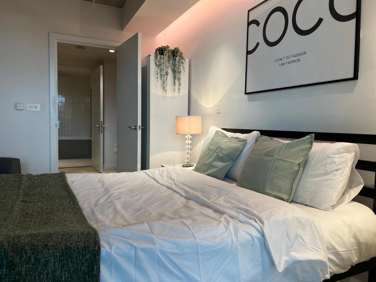Riverline Heights Near O2 & Excel Free Parking Appartamento Londra