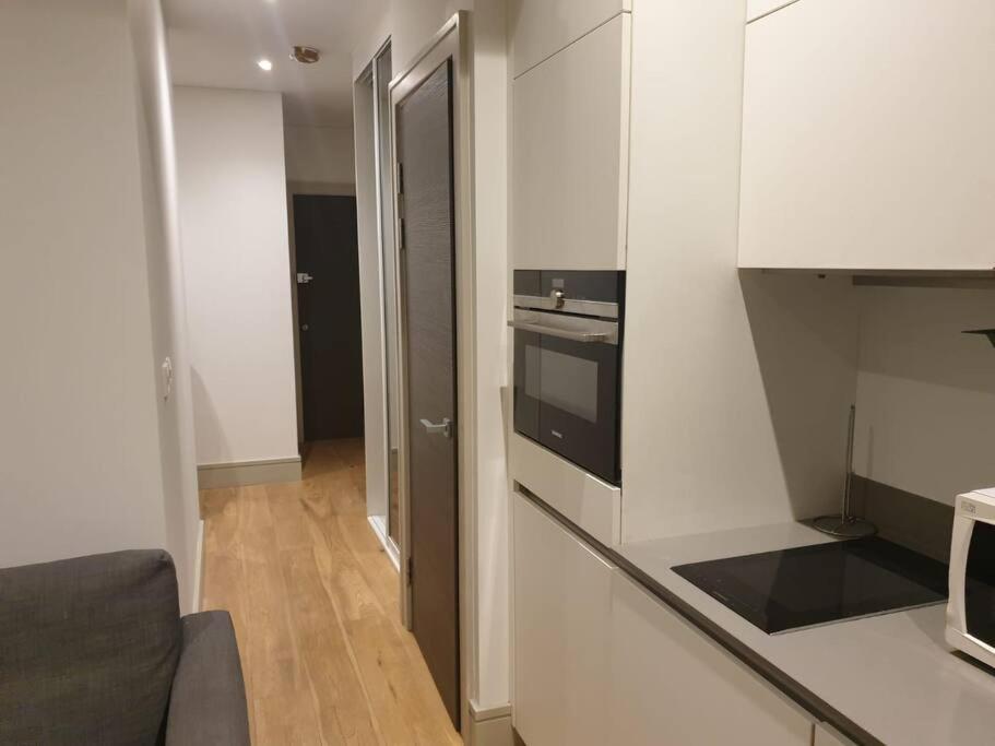 Appartement Long Stays 1bed Studio Serviced Netflix & Free Wifi Perfect For Solo And Coupled Guests Londres
