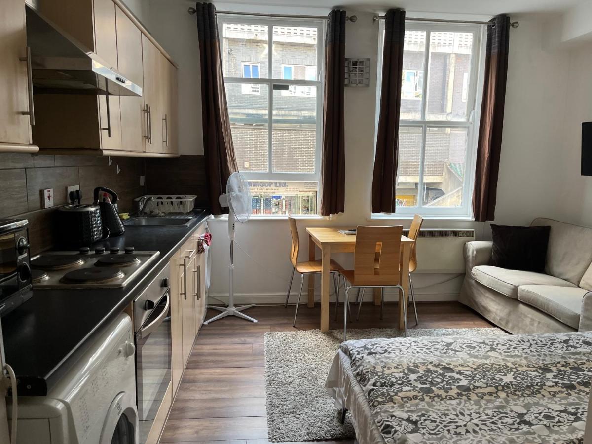 Safran House Apartment