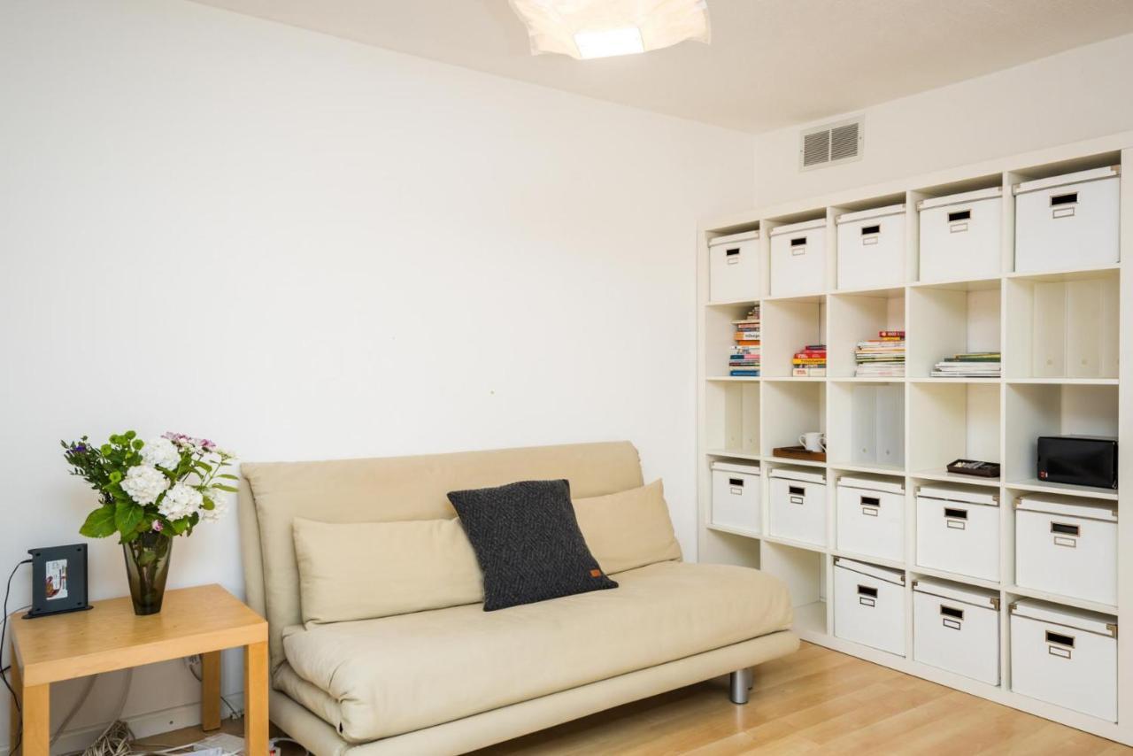 Apartment Modern 4 Bedroom Terraced House By The Thames