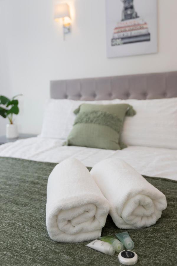 Lejlighed Stunning 3 Bedroom Penthouse With Terrace And Lift