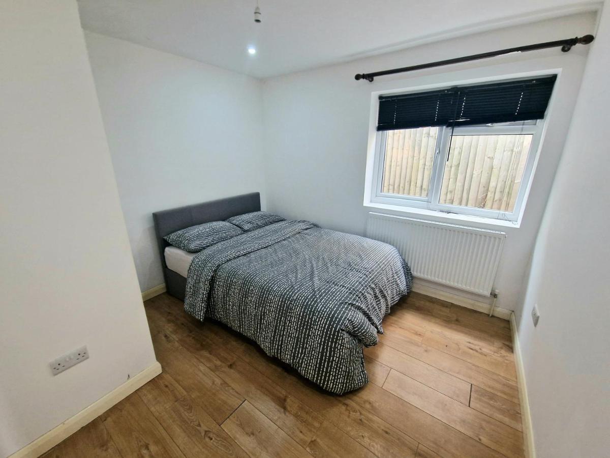Mile End Budget Gasthuis