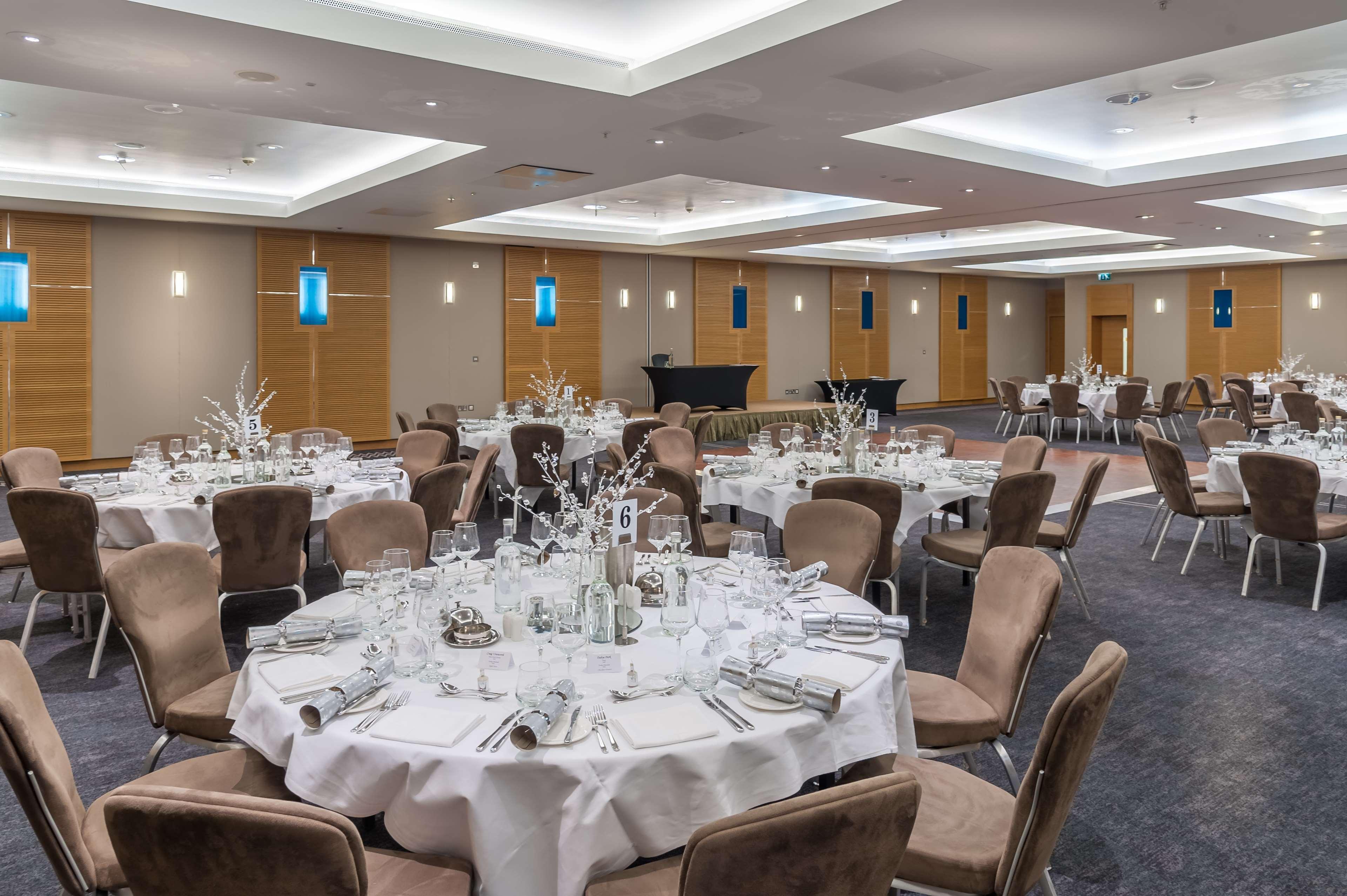 Hotell Hilton Canary Wharf 4*