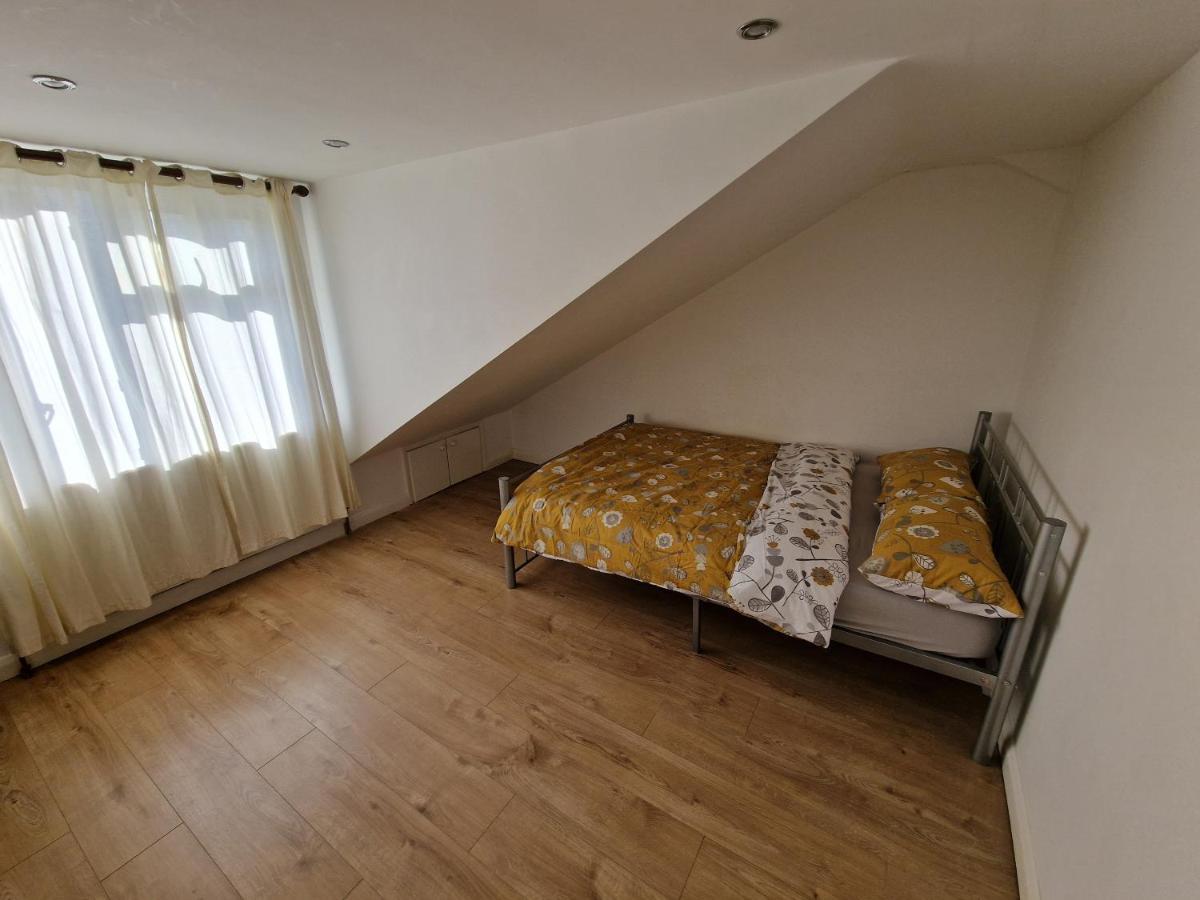 Mile End Budget Londen