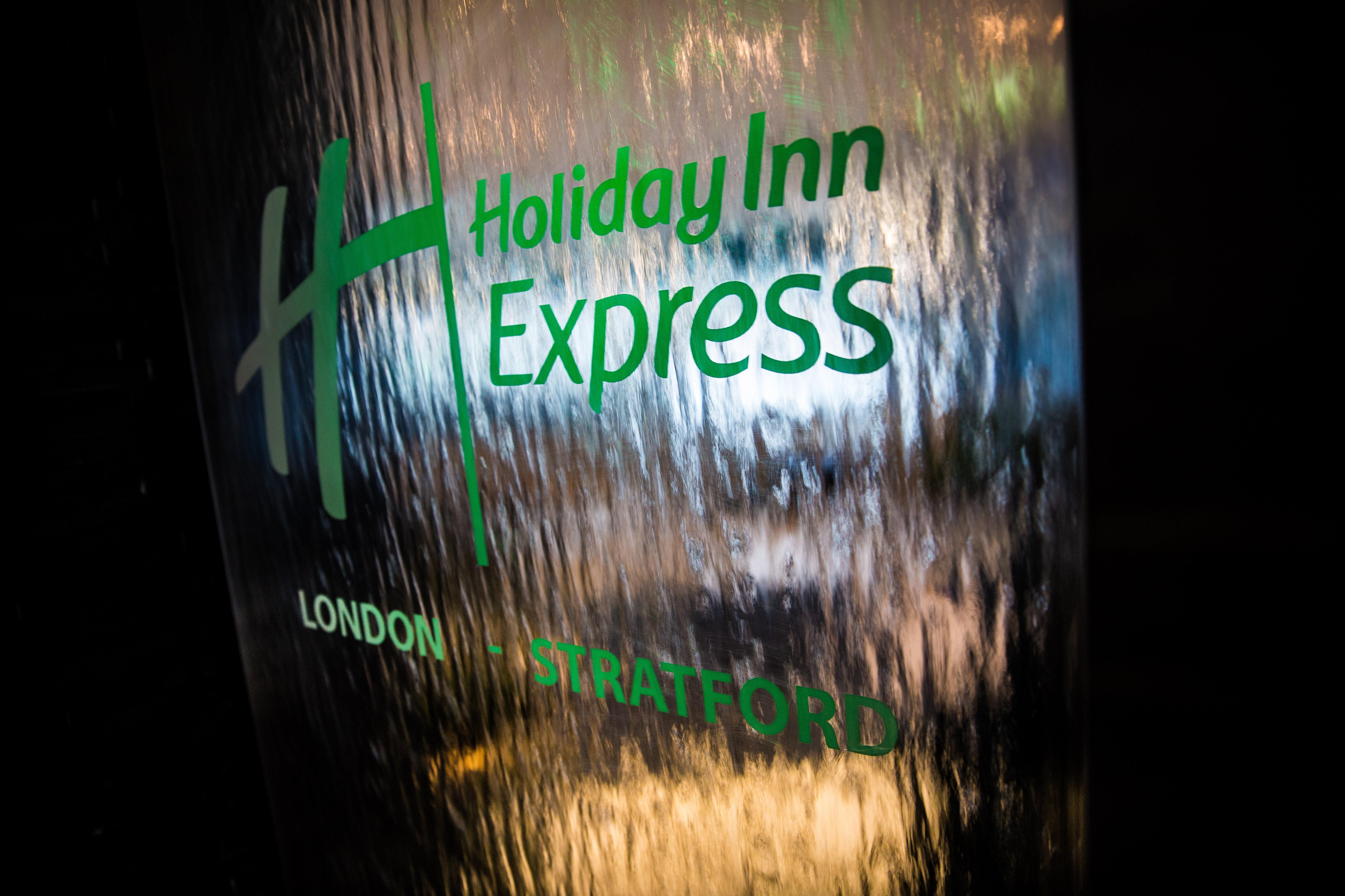 Express Stratford By Ihg Hotell