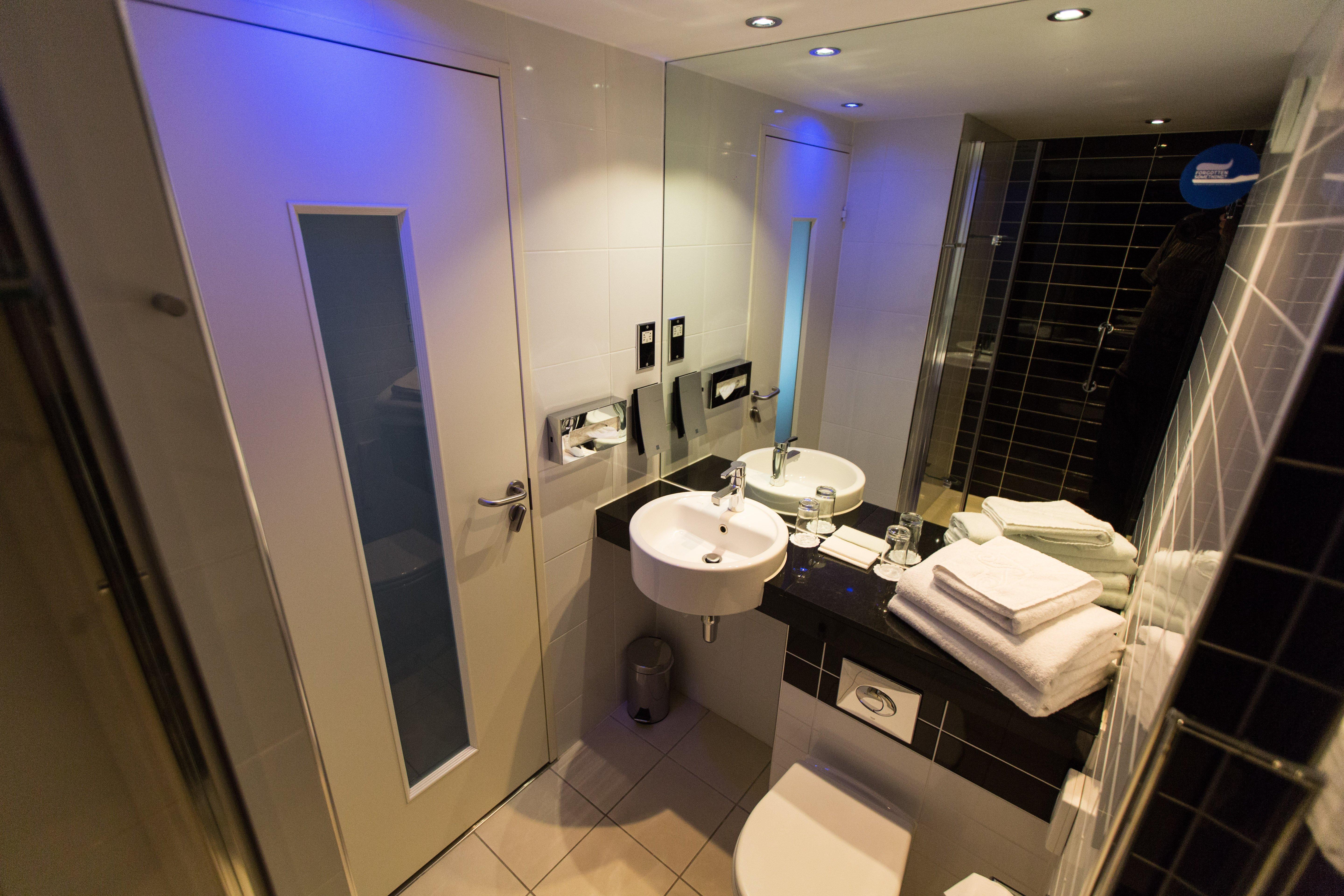 Express Stratford By Ihg Hotell 3*
