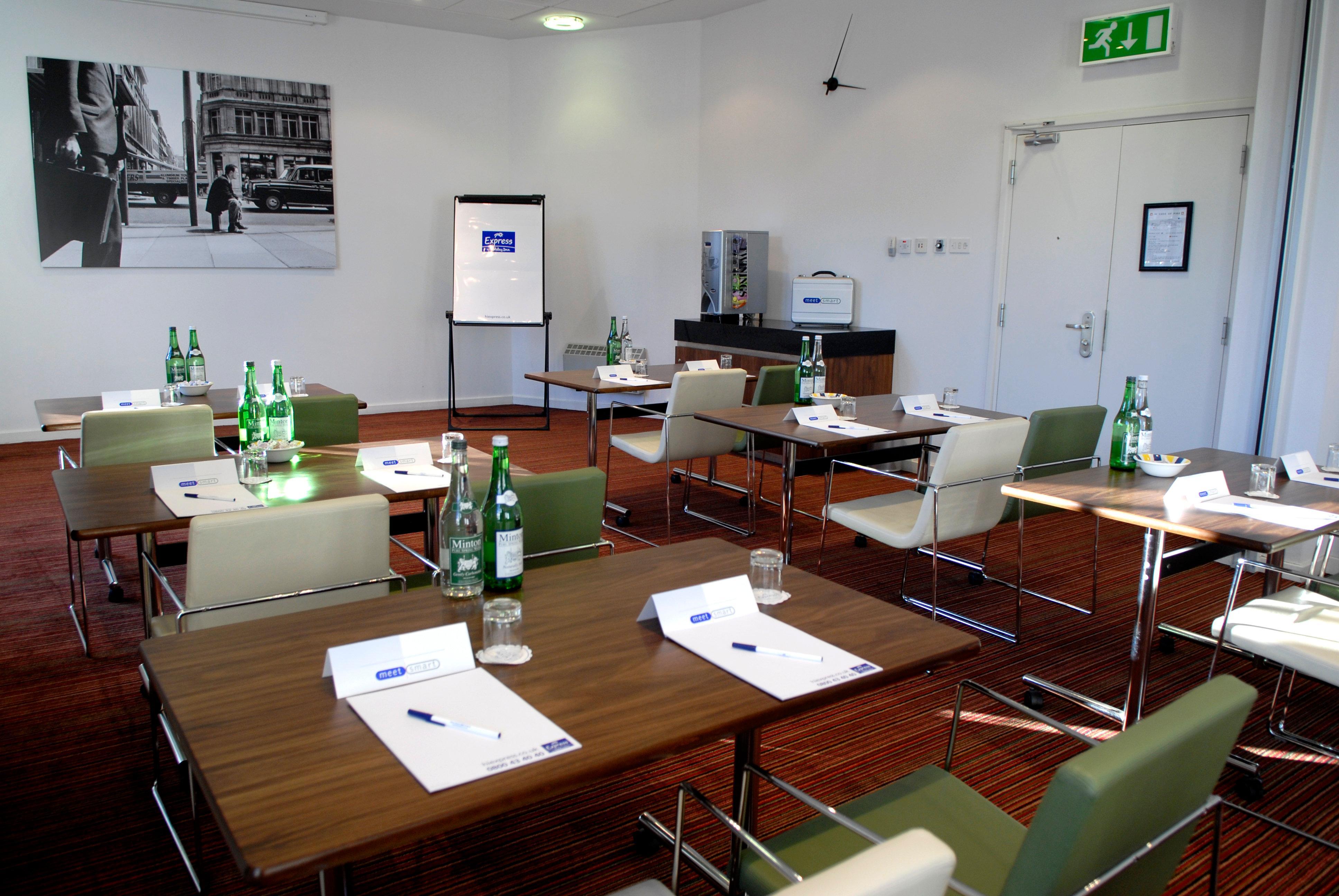 Express City, An Ihg 3* Londen