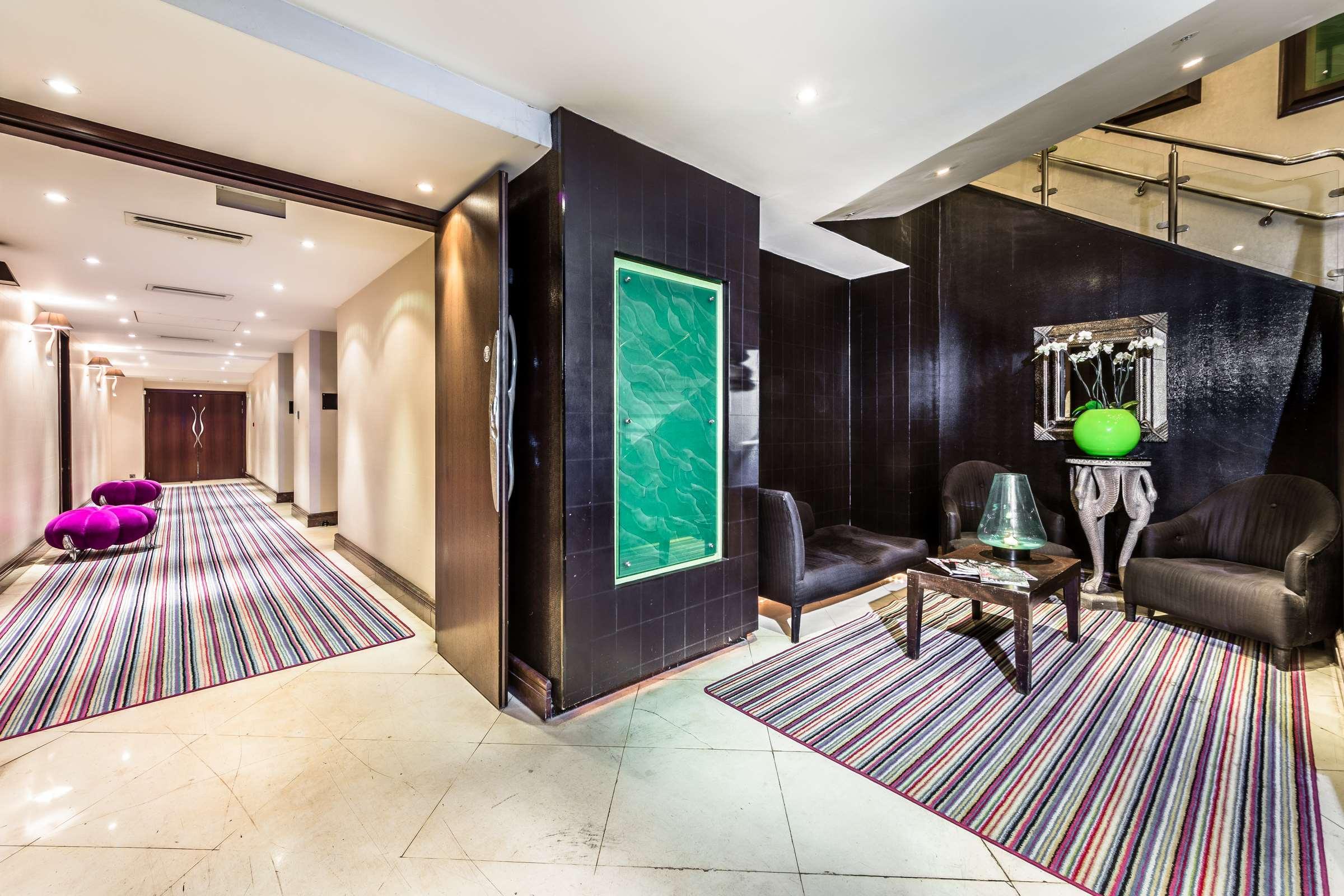 Courthouse Hotel London