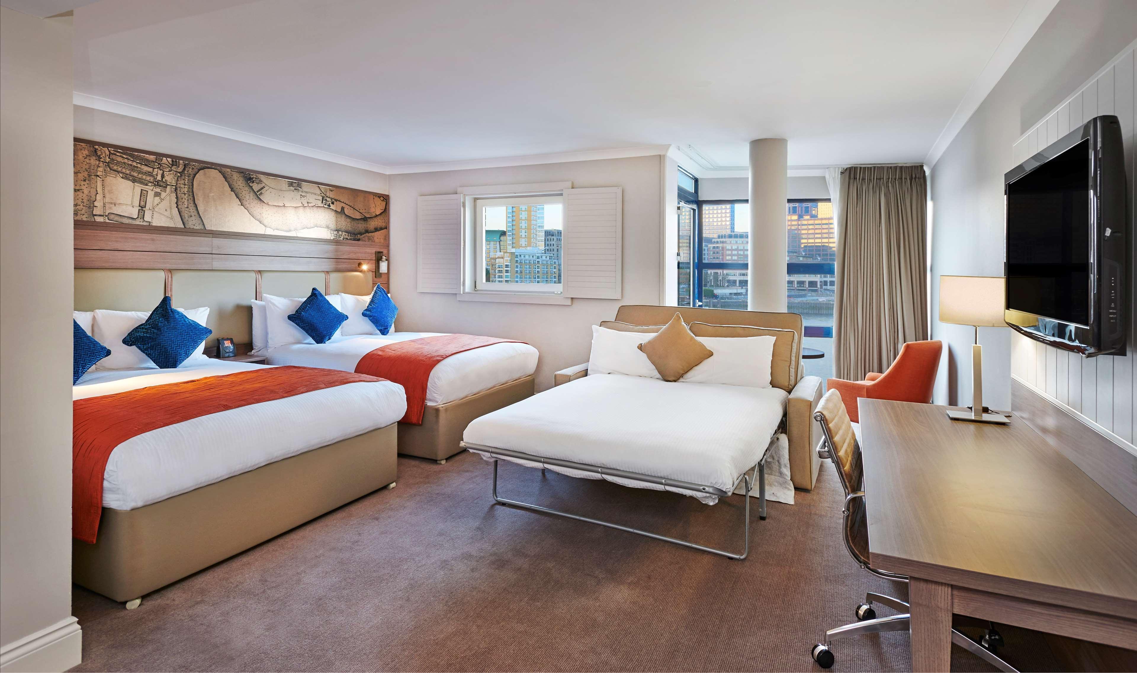 Doubletree By Hilton - Docklands Riverside Hotell