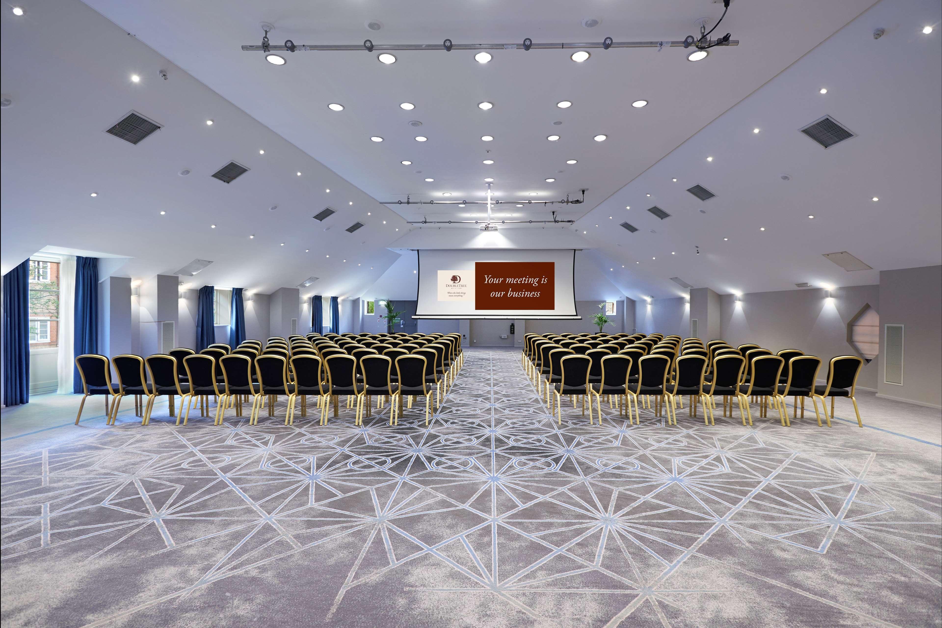 Hotell Doubletree By Hilton - Docklands Riverside 4*