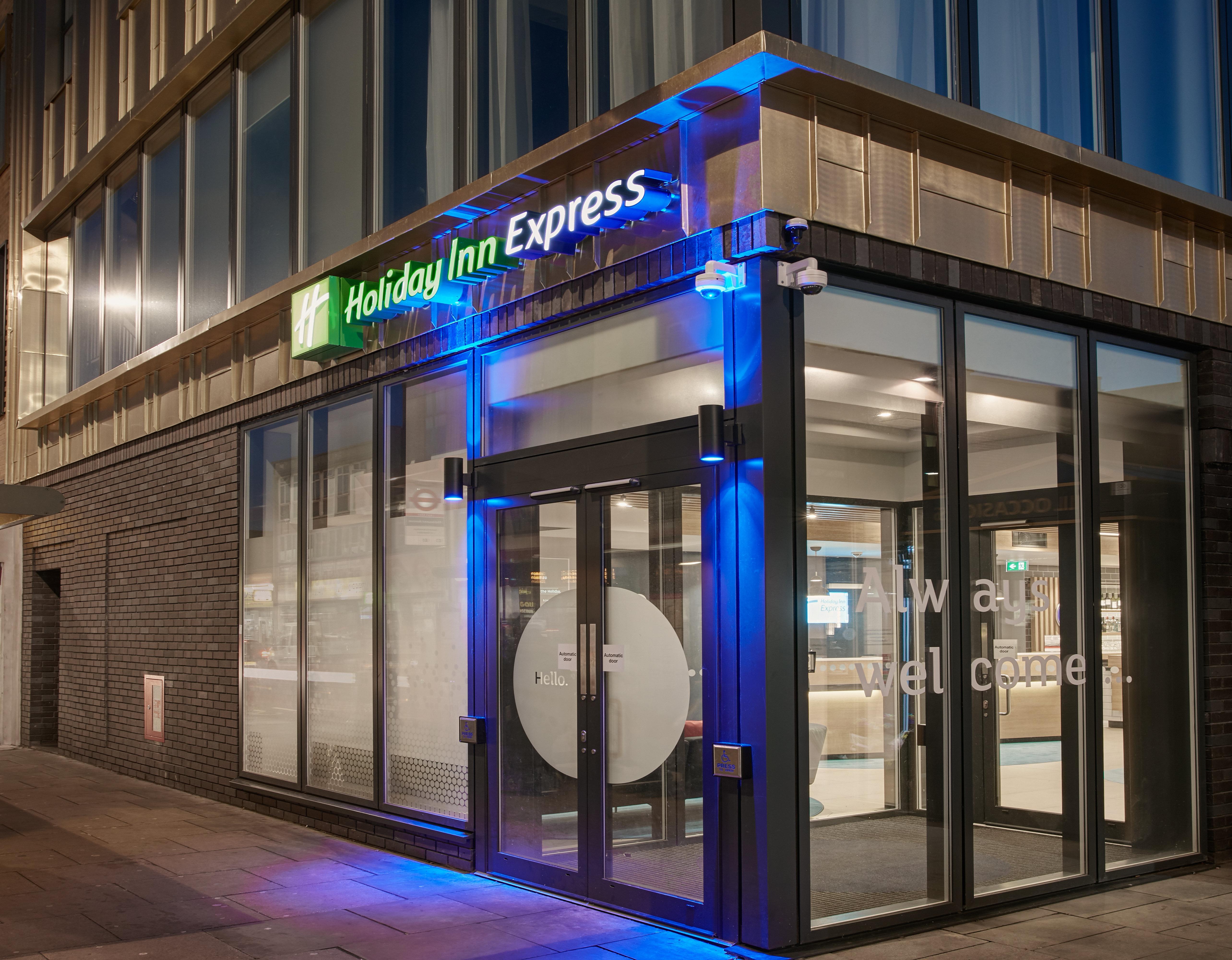 Hotell Express London-ealing, An Ihg 3*