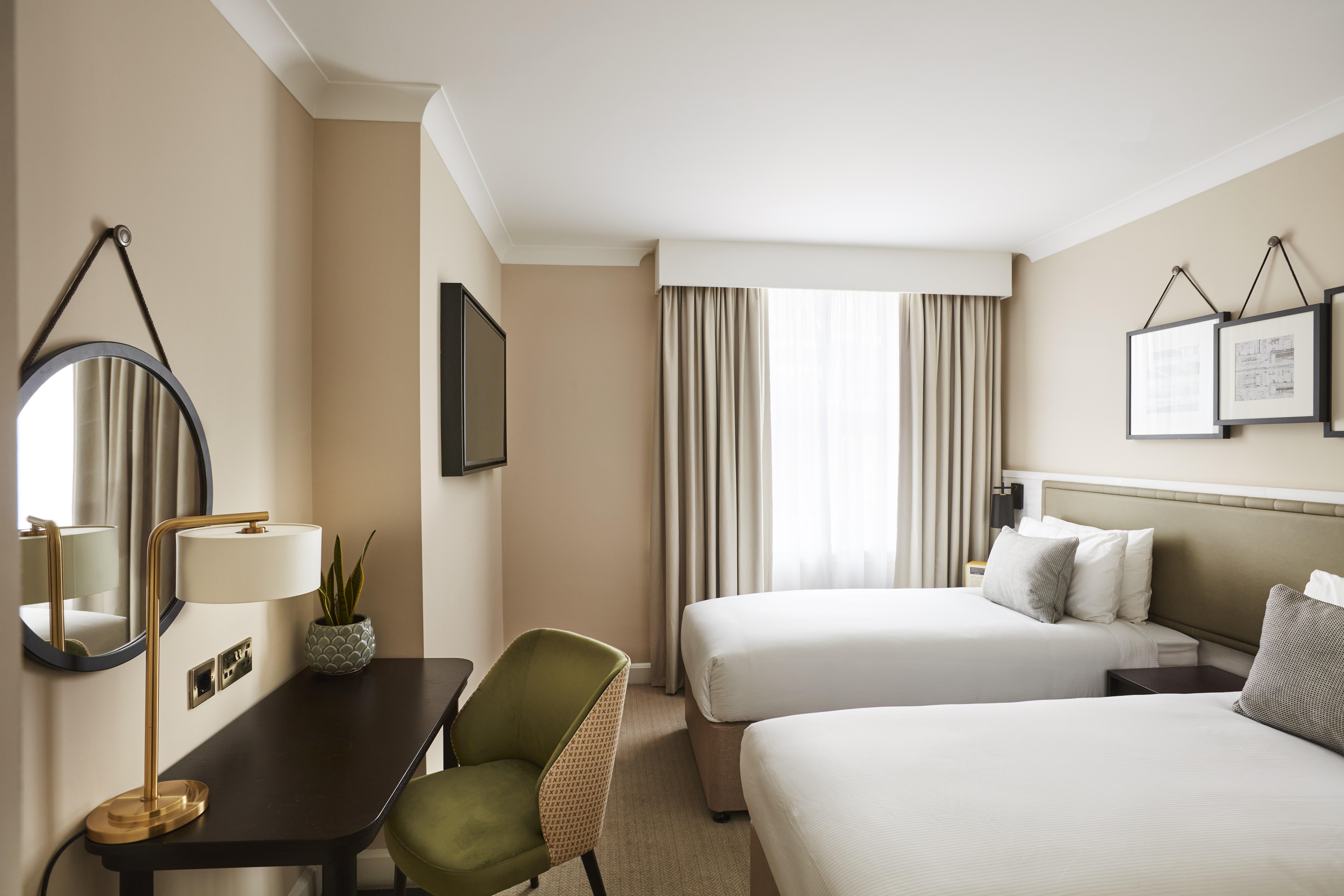 The Clermont London, Victoria Hotell 4*