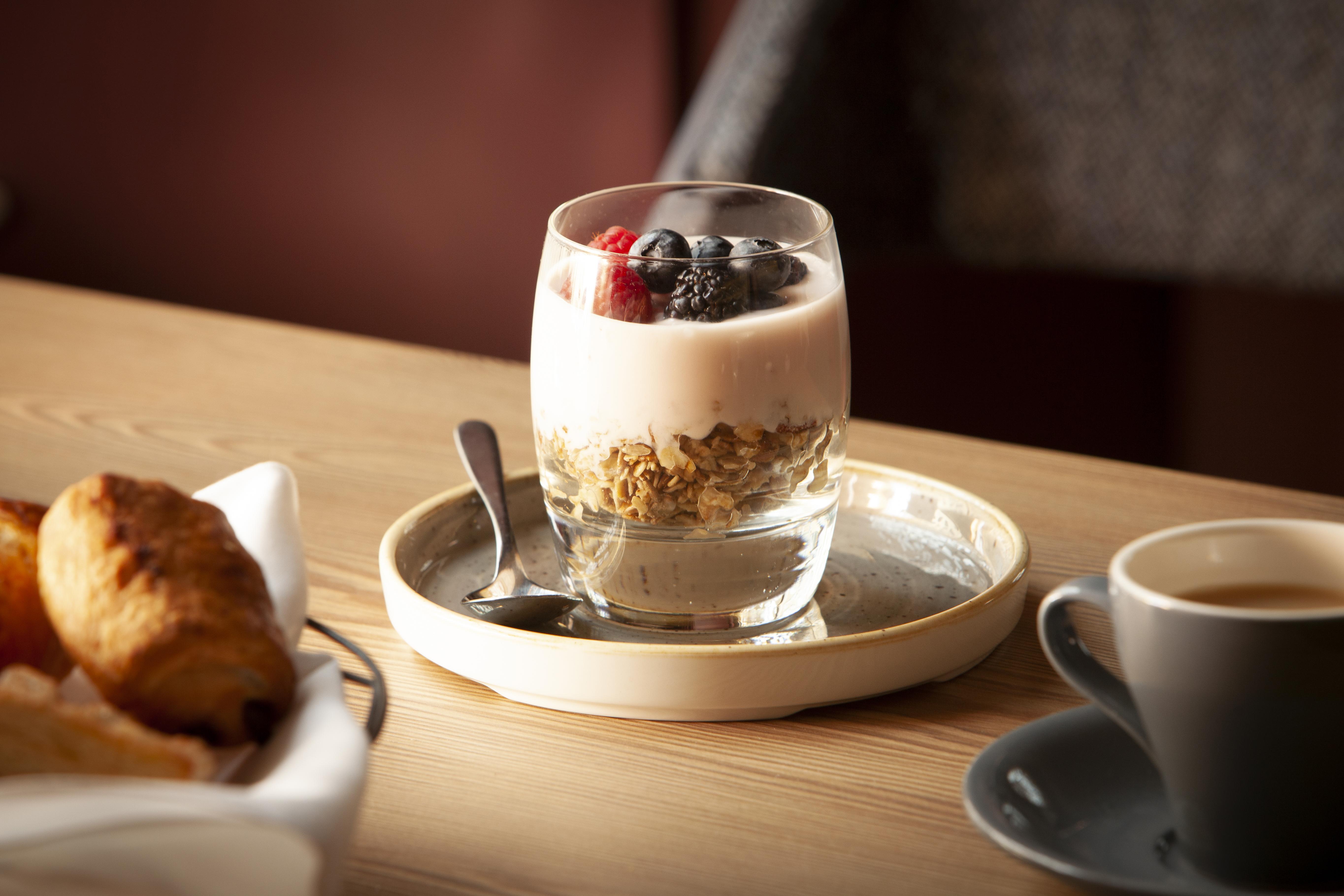 The Clermont London, Victoria Hotell