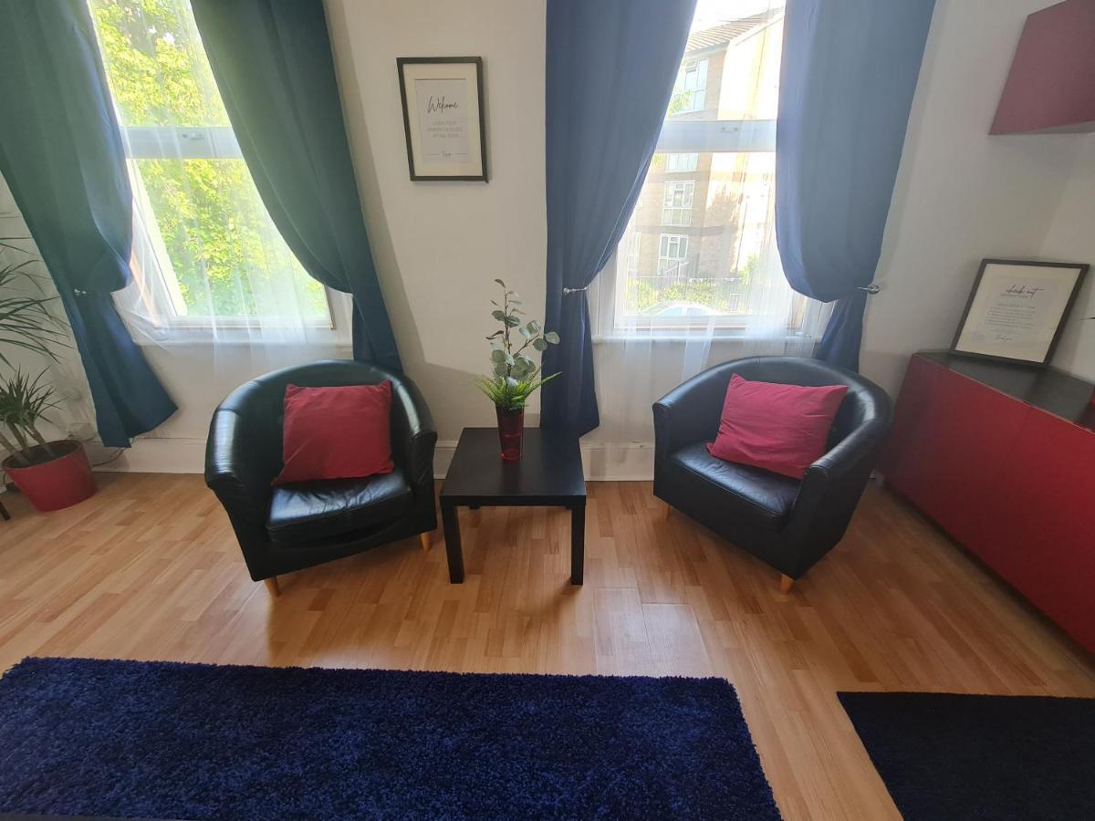 Lovely Large Near Stratford Apartment *