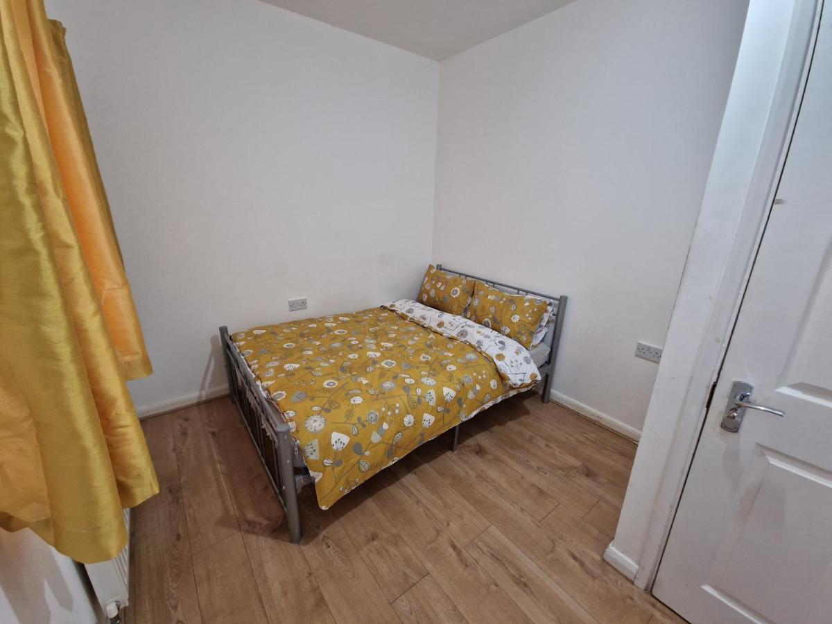 Mile End Budget Londen