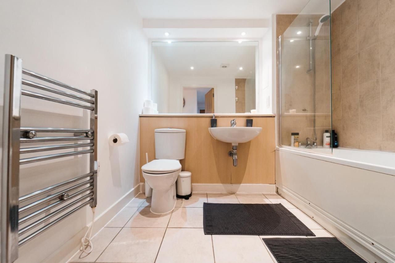 Lovely 2 Bedroom Flat Next To Victoria Park Appartement