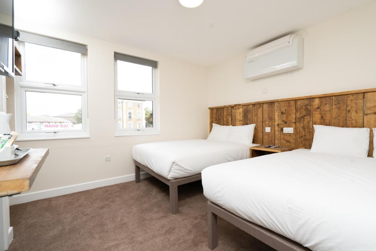 Hotell Dc, Stratford