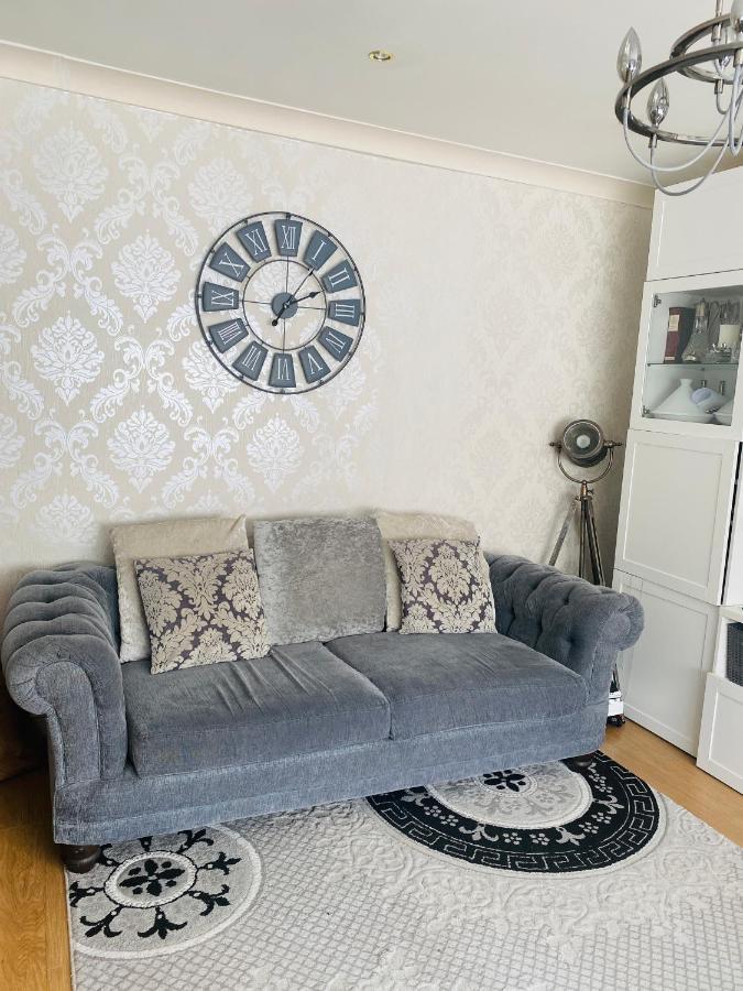 Feriehus Hameway House- Stunning 4 Bedroom House With A Spacious Kitchen