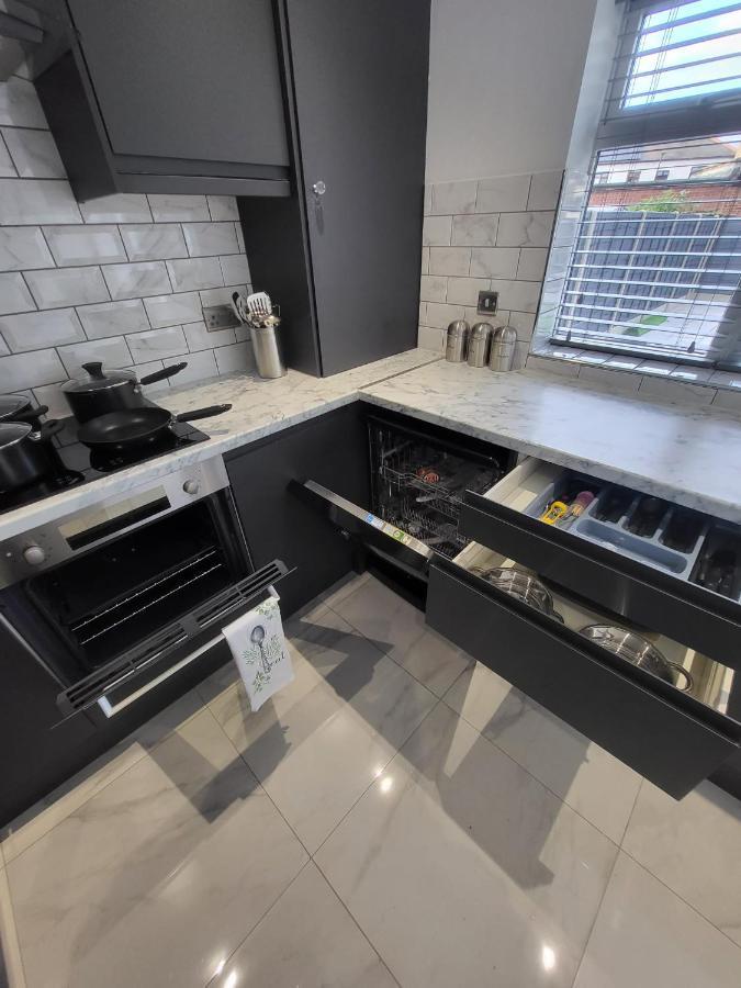 Apartment Eastend London