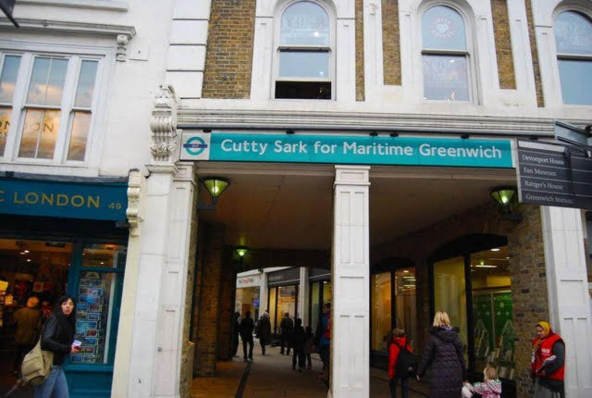 Elegant & Spacious Parkside 2-bedroom 2-bathroom Flat In Period Building On Blackheath Common - Private Entrance, Great Greenwich Location, Easy For O2 Arena And City! Lejlighed London