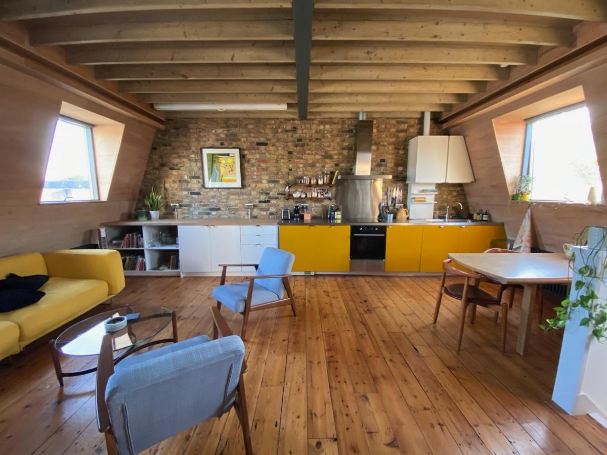 Bright & Beautiful Loft 10mins To Shoreditch *