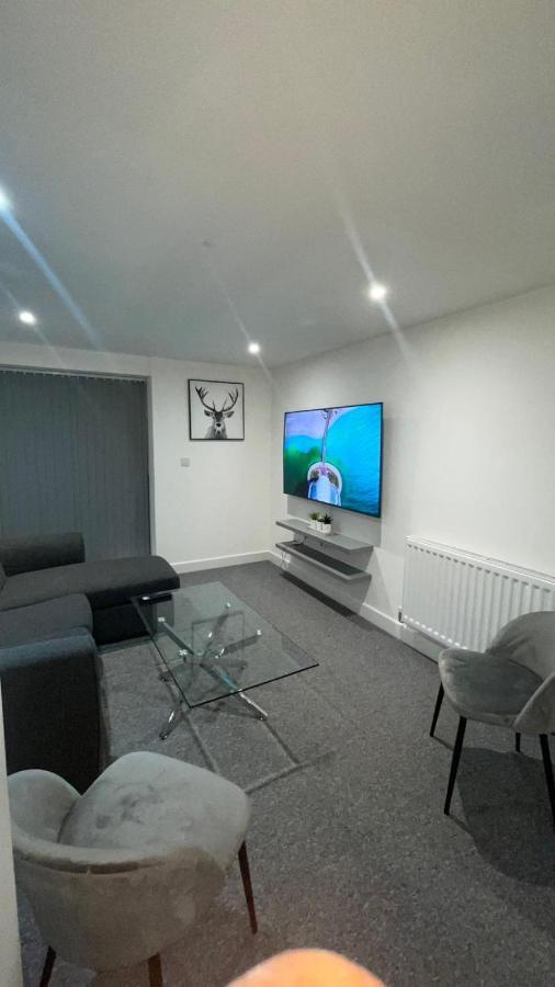Apartment 2 Bed Luxury In Old Kent Road London
