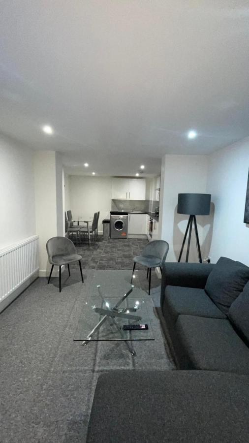 2 Bed Luxury In Old Kent Road * London