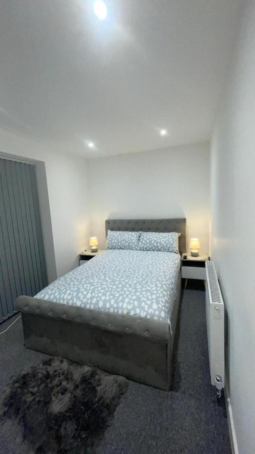 2 Bed Luxury In Old Kent Road * London