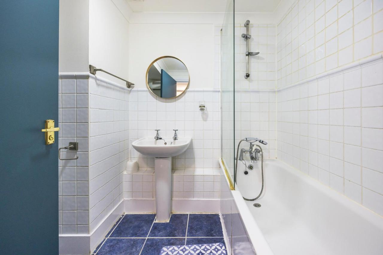 Docklands Wharf Apartments, Near O2 And Excel Appartement Londres
