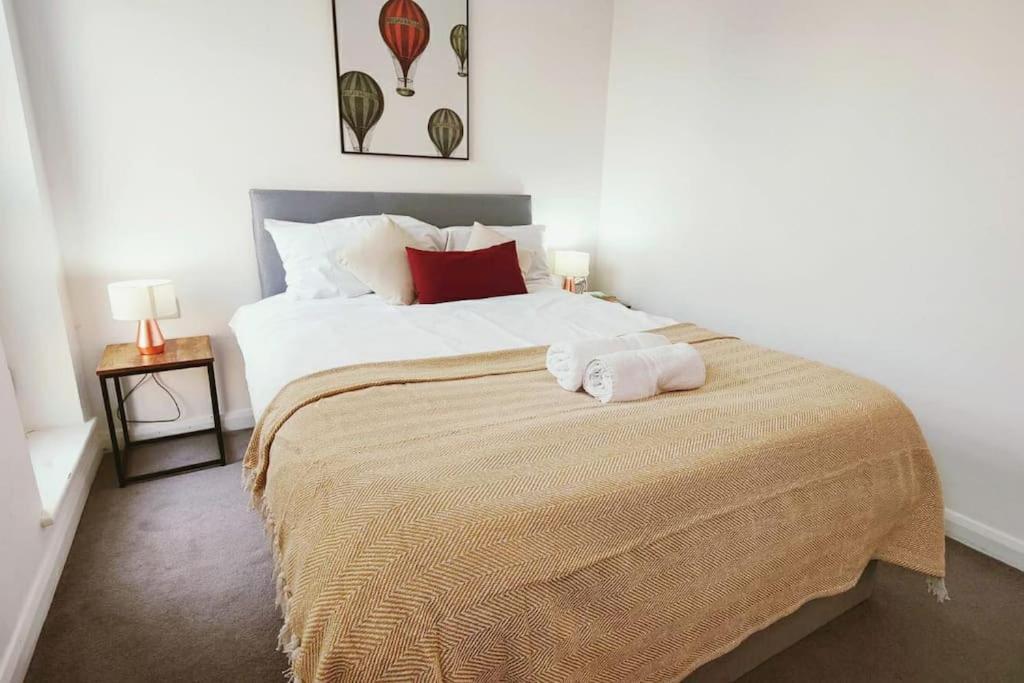 Aldgate Flats In E1. Leilighet *