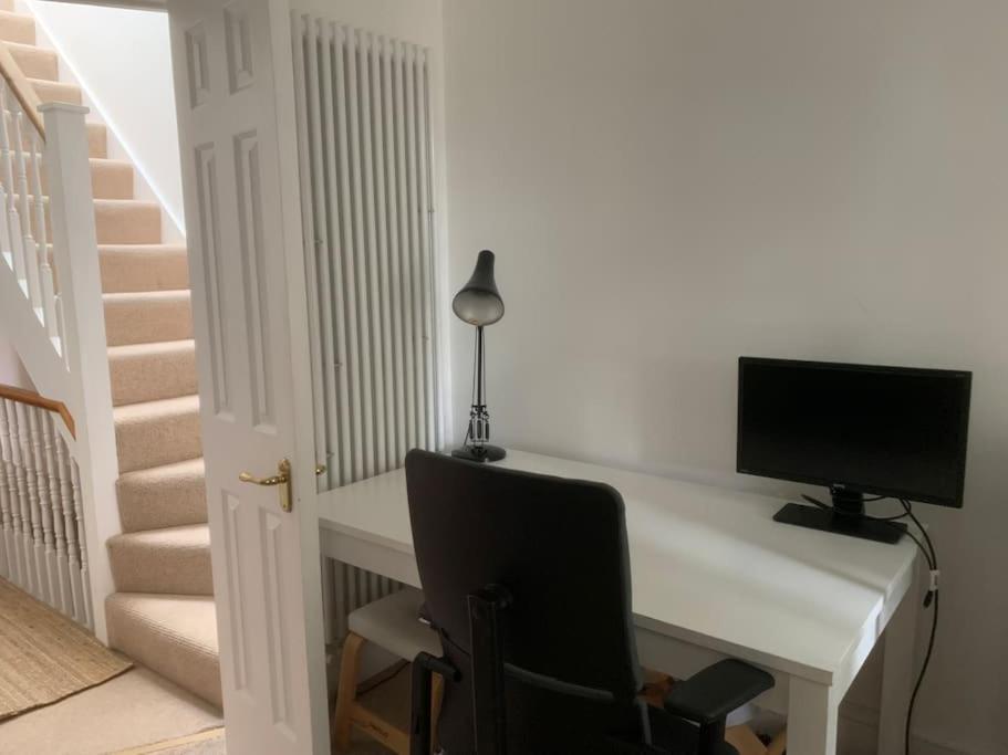 Feriehus Cb53 Tower Bridge Townhouse 2 Bathrooms & Free Parking London