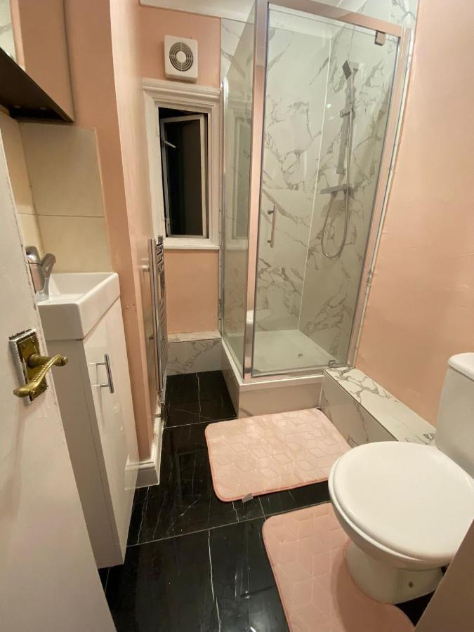 1 Bedroom Luxury By *