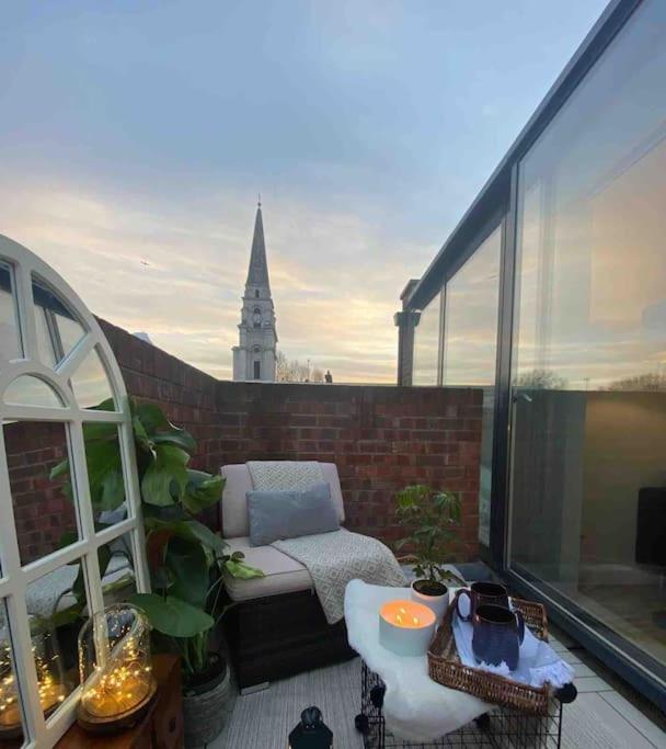 Lägenhet Spitalfields Market Penthouse Flat With Balcony