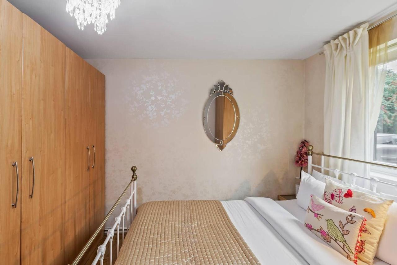 Beautiful And Cosy 2 Bedroom Flat Lejlighed London