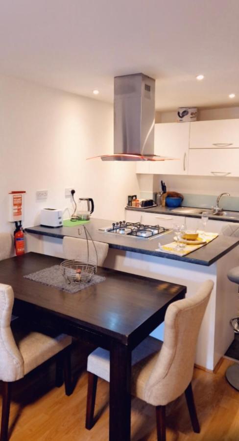 Docklands 2 Bedroom 2 Bath Londen