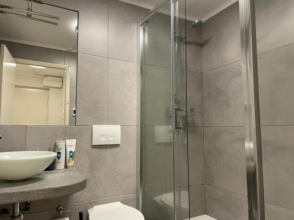 Lägenhet Morden Flat Close To Dlr Station With Free Parking London